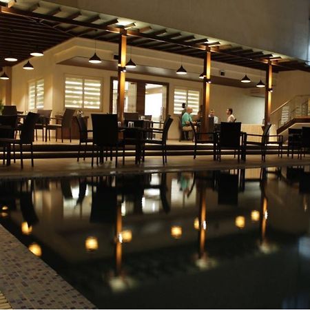 Hotel Grand Rio Nashik Bagian luar foto