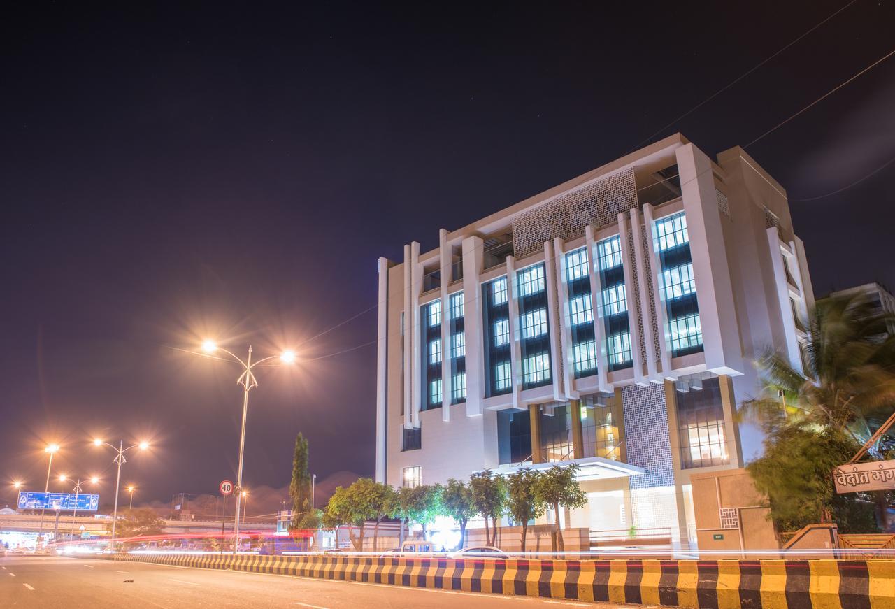 Hotel Grand Rio Nashik Bagian luar foto