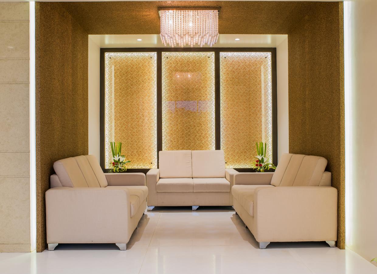 Hotel Grand Rio Nashik Bagian luar foto